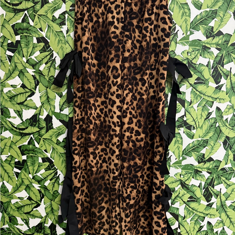 Leopard Print Maxi Skirt with Black Accents